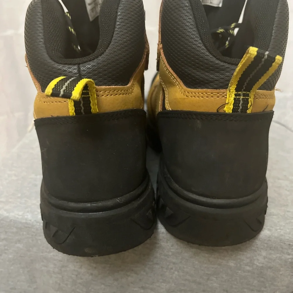Brahma  Men’s Hightop‎ Steel Toe Work Boots . Safety Size 7.5   gold brown
